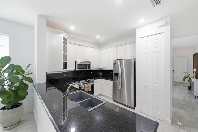 732 Belle Grove Lane, West Palm Beach, FL 33411