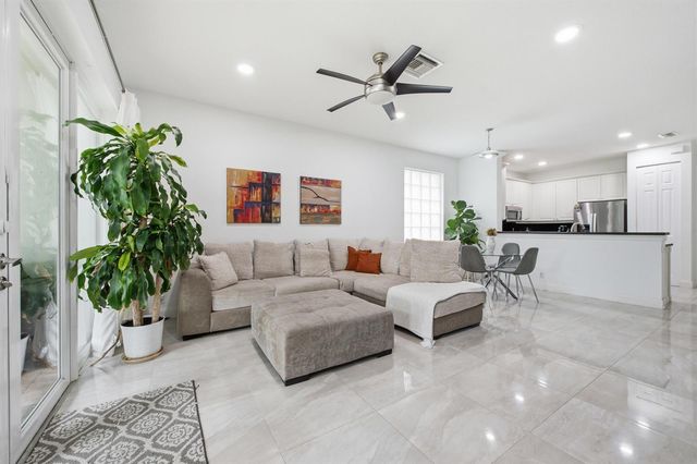 732 Belle Grove Lane, West Palm Beach, FL 33411