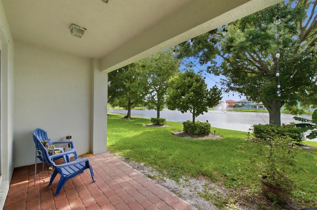 732 Belle Grove Lane, West Palm Beach, FL 33411
