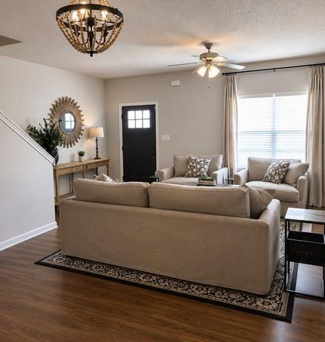 4217 Legacy Square, Atlanta, GA 30349