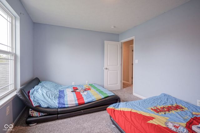 6810 Birmingham Avenue, Mccordsville, IN 46055