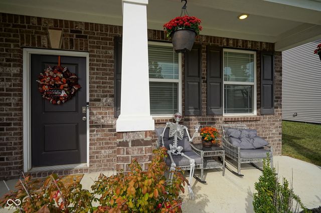 6810 Birmingham Avenue, Mccordsville, IN 46055