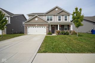 6810 Birmingham Avenue, Mccordsville, IN 46055