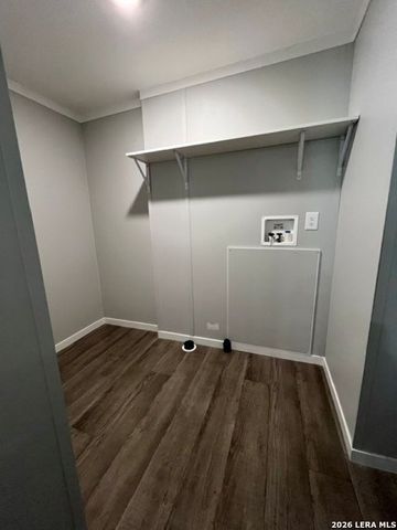 15934 FLORES CRST, San Antonio, TX 78221