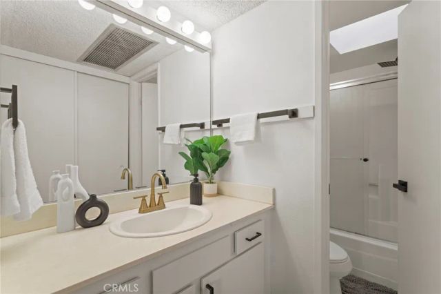 5300 E Waverly Dr. M4115, Palm Springs, CA 92264