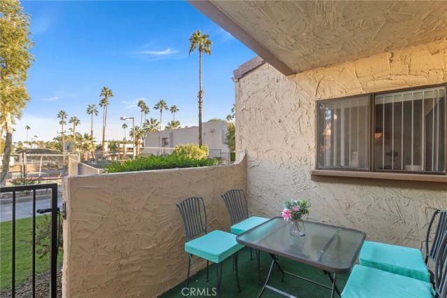 5300 E Waverly Dr. M4115, Palm Springs, CA 92264