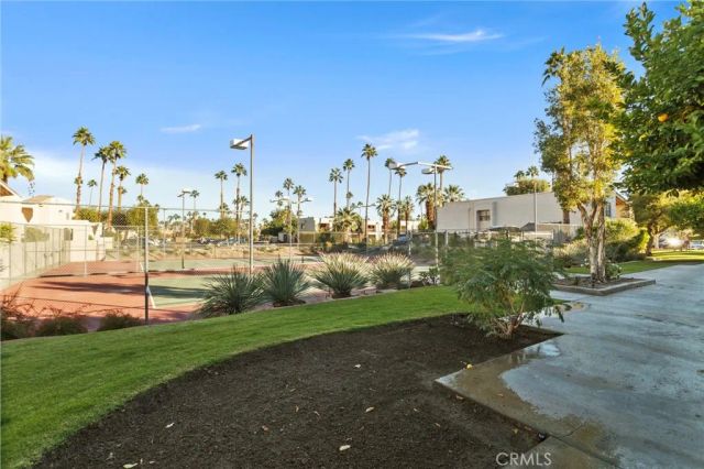 5300 E Waverly Dr. M4115, Palm Springs, CA 92264