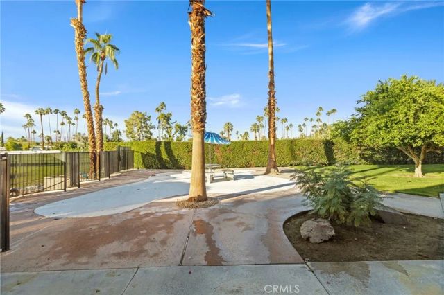 5300 E Waverly Dr. M4115, Palm Springs, CA 92264