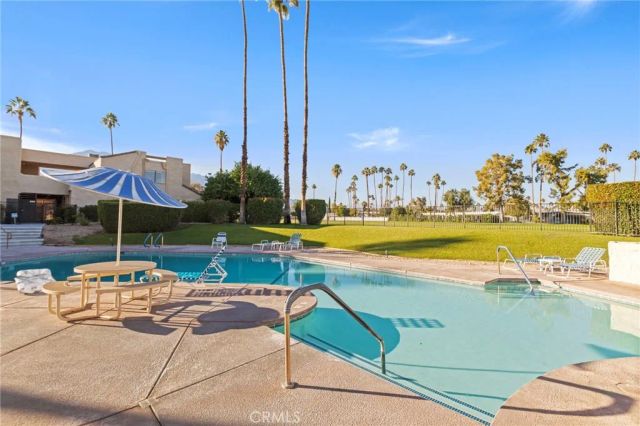 5300 E Waverly Dr. M4115, Palm Springs, CA 92264