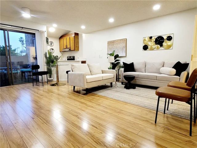 5300 E Waverly Dr. M4115, Palm Springs, CA 92264
