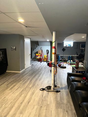 14501 Peoria Street, Harvey, IL 60426