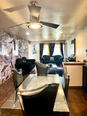 14501 Peoria Street, Harvey, IL 60426