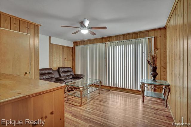 3210 Emerson Street, Flint, MI 48504