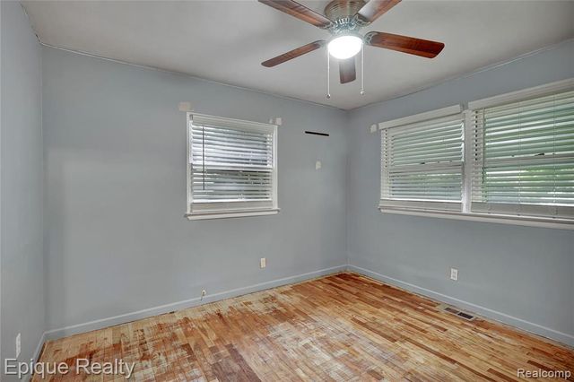 3210 Emerson Street, Flint, MI 48504