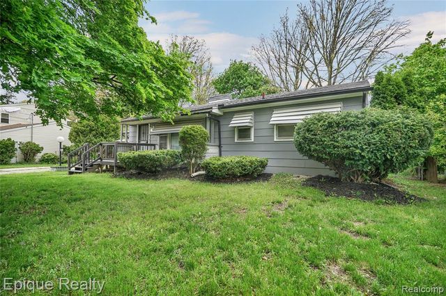 3210 Emerson Street, Flint, MI 48504