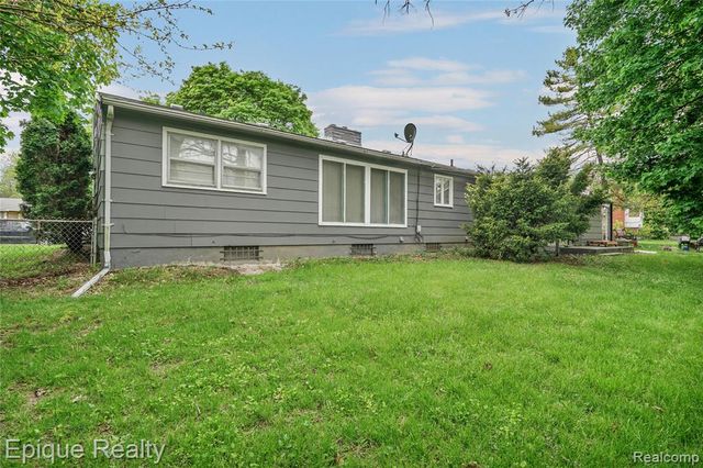 3210 Emerson Street, Flint, MI 48504