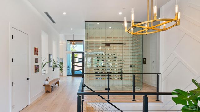 3735 Lakebriar Pl, Santa Rosa, CA 95403