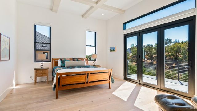 3735 Lakebriar Pl, Santa Rosa, CA 95403