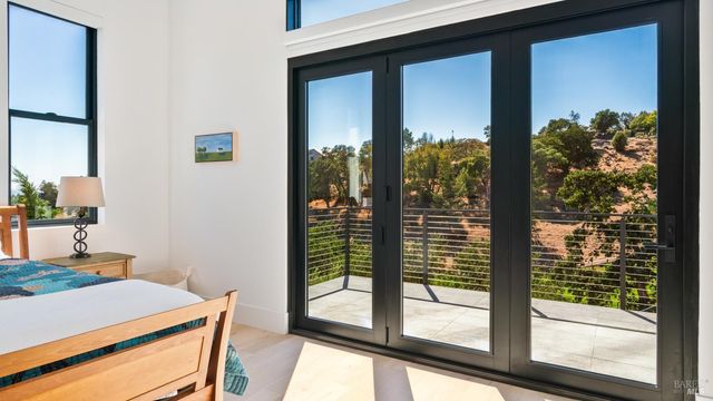 3735 Lakebriar Pl, Santa Rosa, CA 95403