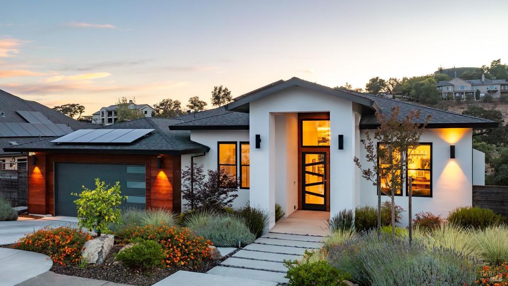 3735 Lakebriar Pl, Santa Rosa, CA 95403