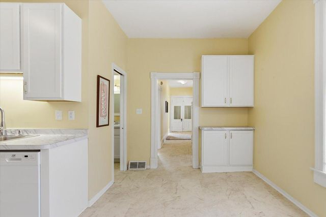 345 Grand Avenue, Saint Paul, MN 55102