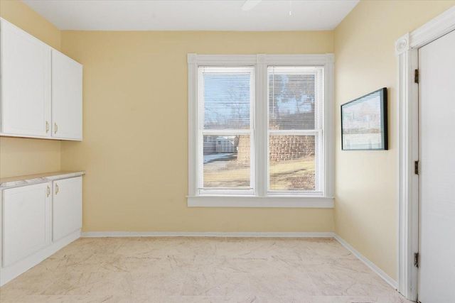 345 Grand Avenue, Saint Paul, MN 55102