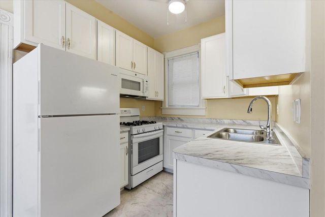 345 Grand Avenue, Saint Paul, MN 55102