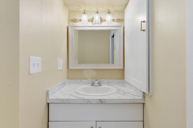 345 Grand Avenue, Saint Paul, MN 55102