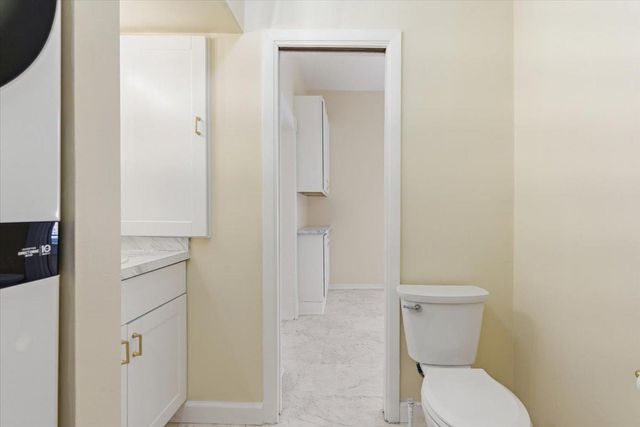 345 Grand Avenue, Saint Paul, MN 55102