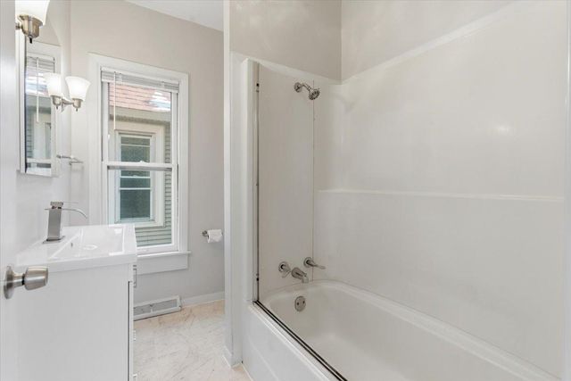 345 Grand Avenue, Saint Paul, MN 55102