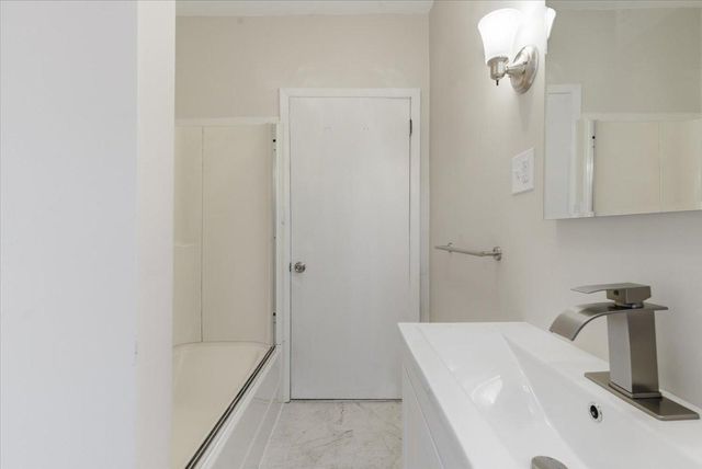 345 Grand Avenue, Saint Paul, MN 55102