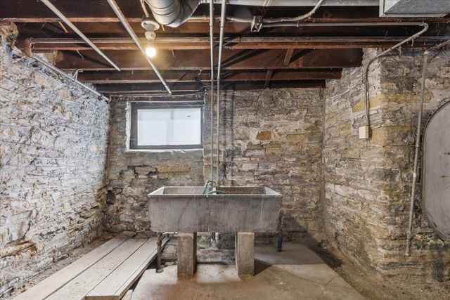 345 Grand Avenue, Saint Paul, MN 55102