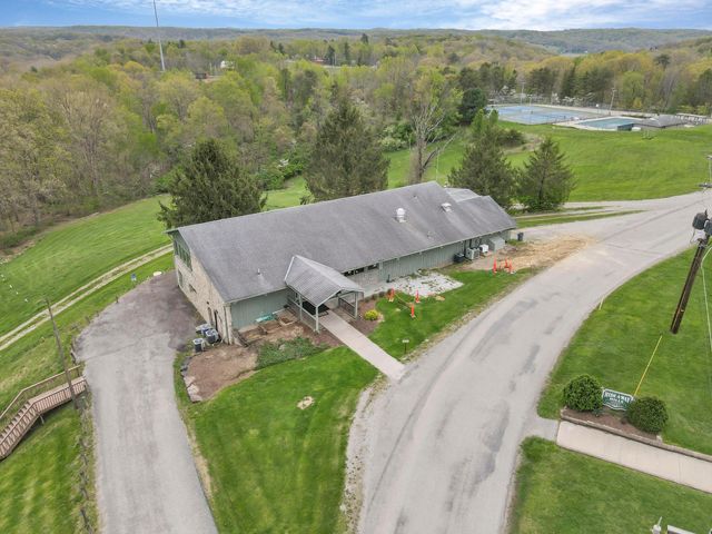 1832 Piegan Court, Sugar Grove, OH 43155
