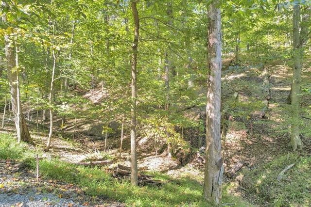 1832 Piegan Court, Sugar Grove, OH 43155