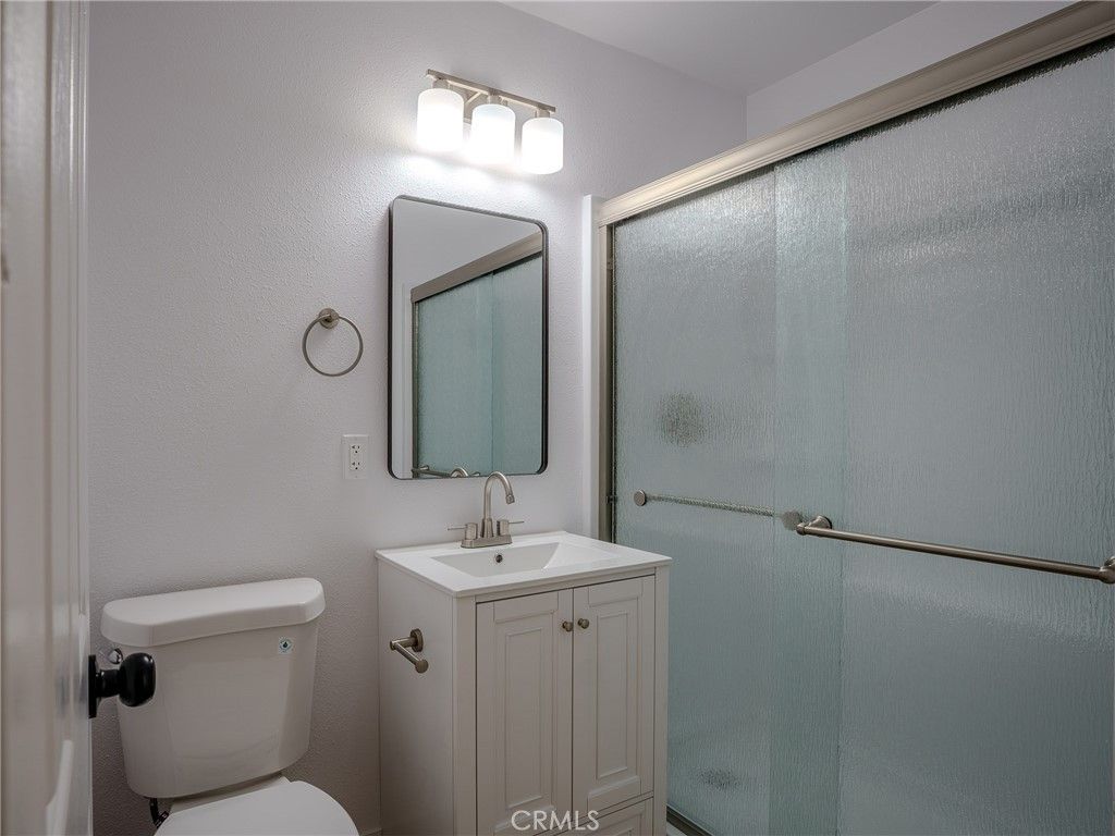 Image 14 of property listing at 21865 Fox, Apple Valley, CA 92307