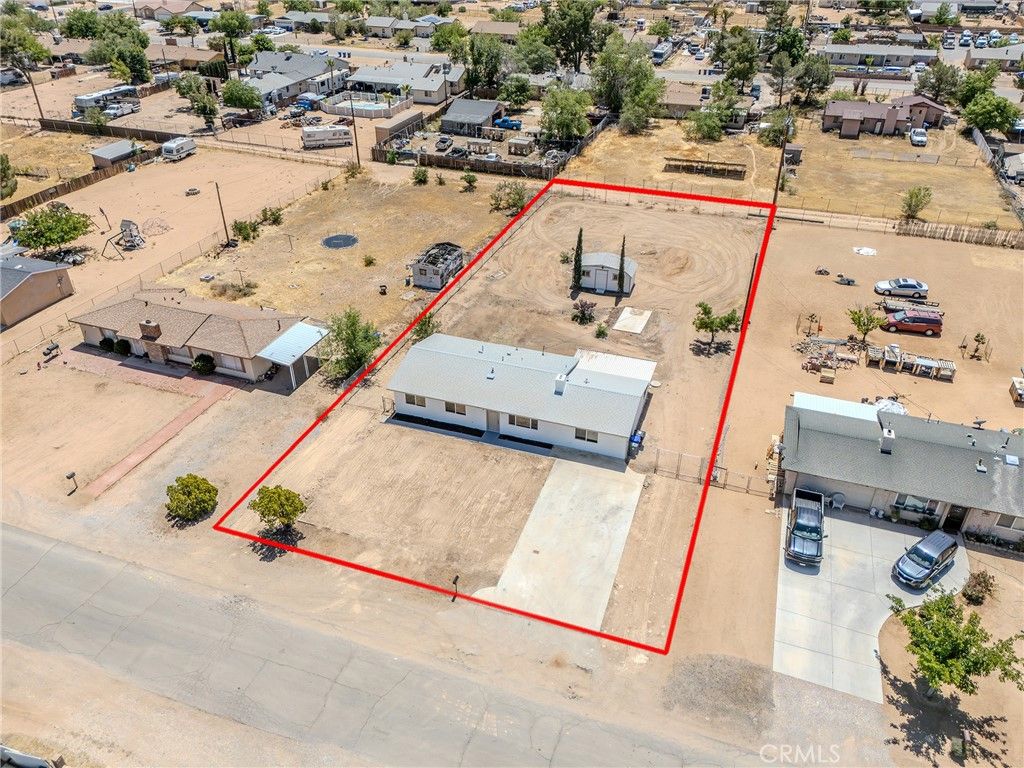 Image 24 of property listing at 21865 Fox, Apple Valley, CA 92307
