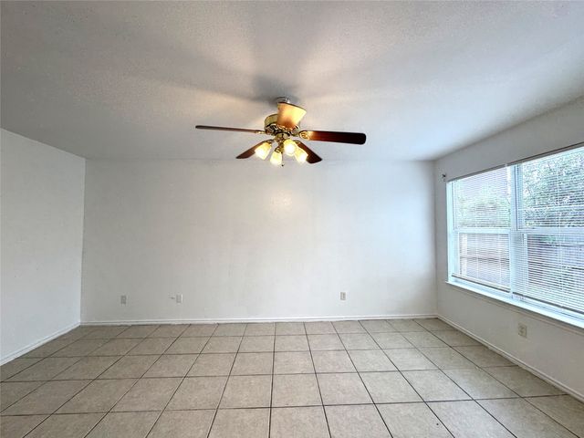 4510 Alamosa Street, Fort Worth, TX 76119