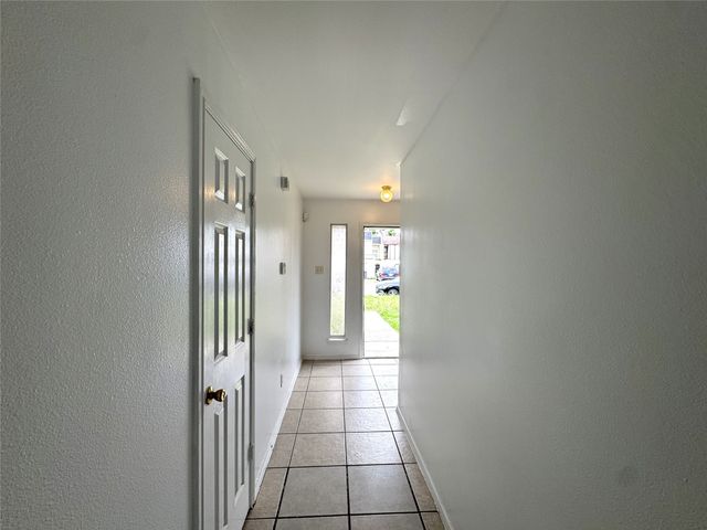 4510 Alamosa Street, Fort Worth, TX 76119