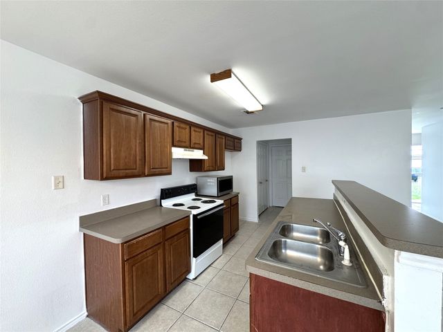 4510 Alamosa Street, Fort Worth, TX 76119