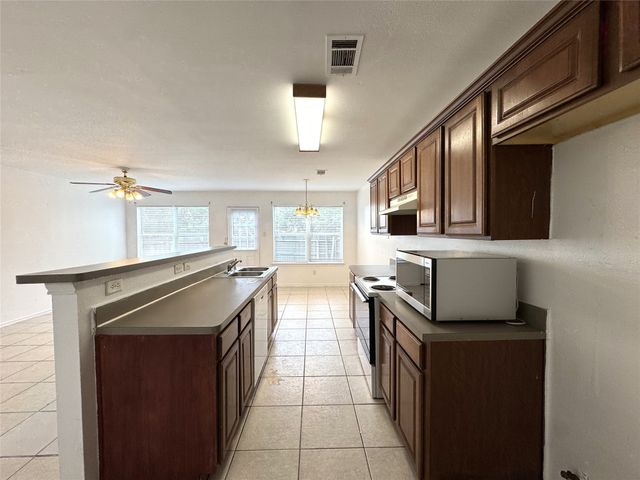 4510 Alamosa Street, Fort Worth, TX 76119