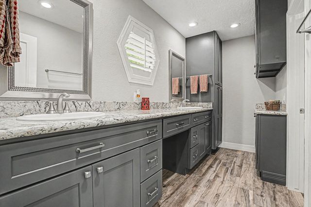 35564 Brumlow Road, Hempstead, TX 77445