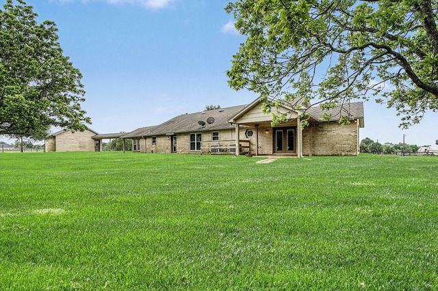 35564 Brumlow Road, Hempstead, TX 77445