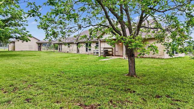 35564 Brumlow Road, Hempstead, TX 77445