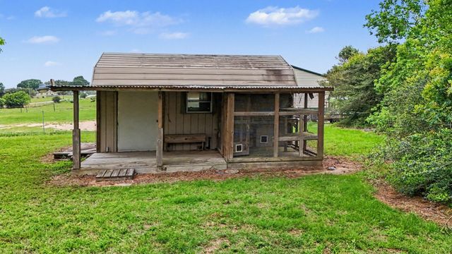 35564 Brumlow Road, Hempstead, TX 77445