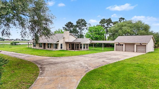 35564 Brumlow Road, Hempstead, TX 77445