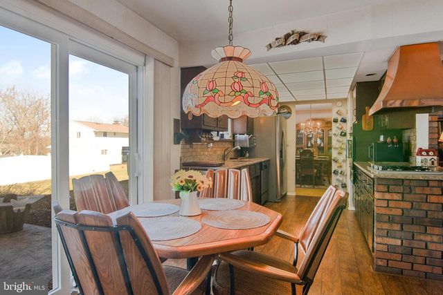 448 HILLSIDE AVE, Piscataway, NJ 08854