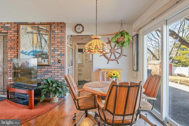 448 HILLSIDE AVE, Piscataway, NJ 08854