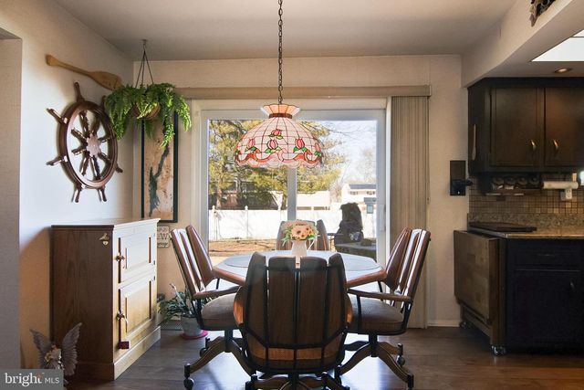 448 HILLSIDE AVE, Piscataway, NJ 08854