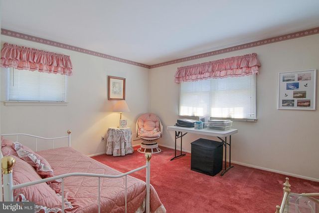 448 HILLSIDE AVE, Piscataway, NJ 08854