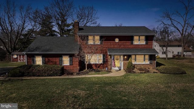 448 HILLSIDE AVE, Piscataway, NJ 08854
